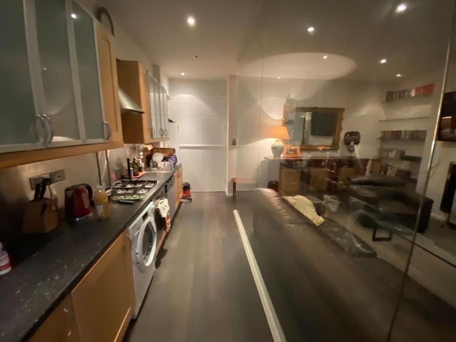 Large Studio Flat In Kensington 伦敦 外观 照片