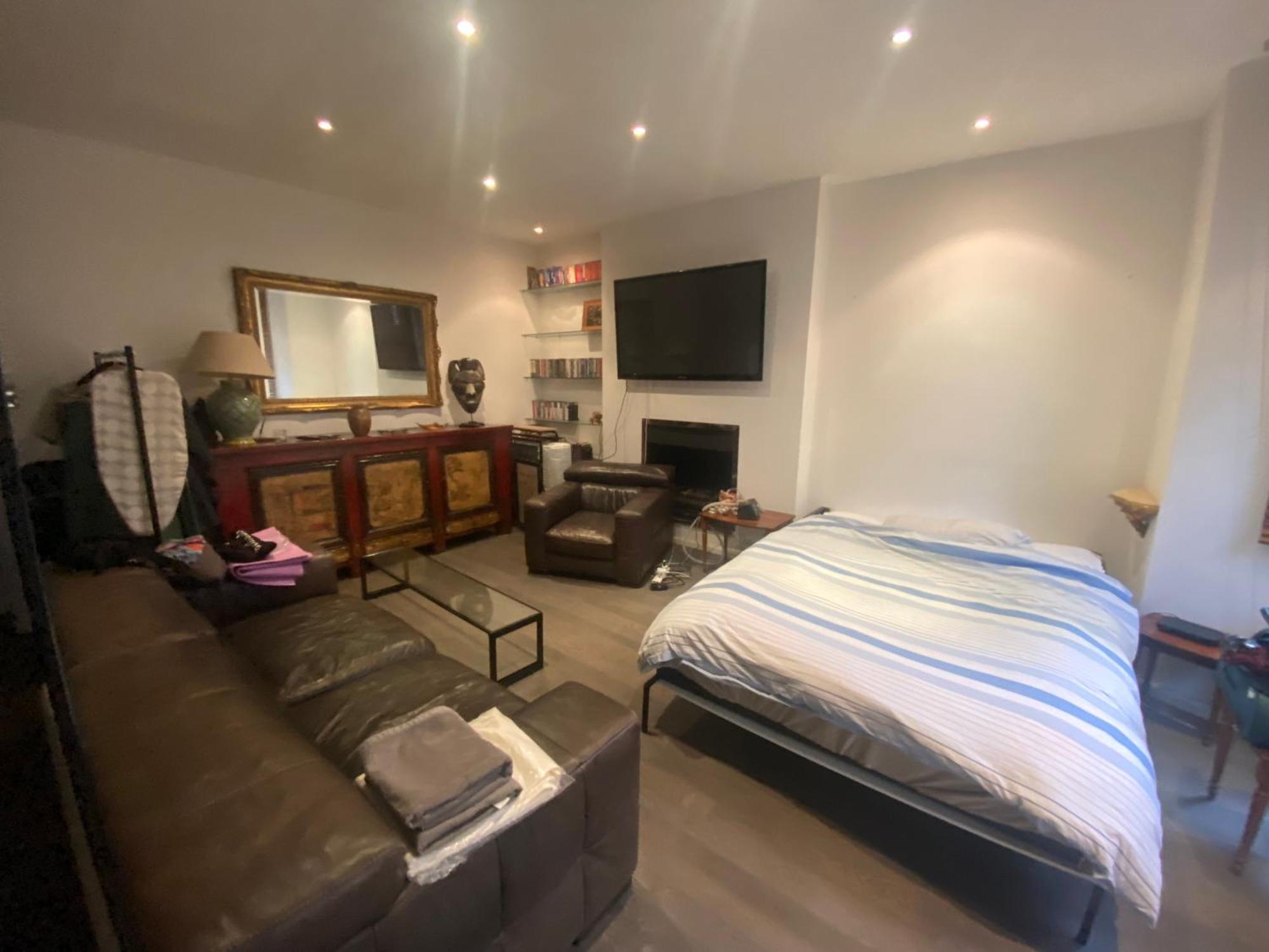 Large Studio Flat In Kensington 伦敦 外观 照片