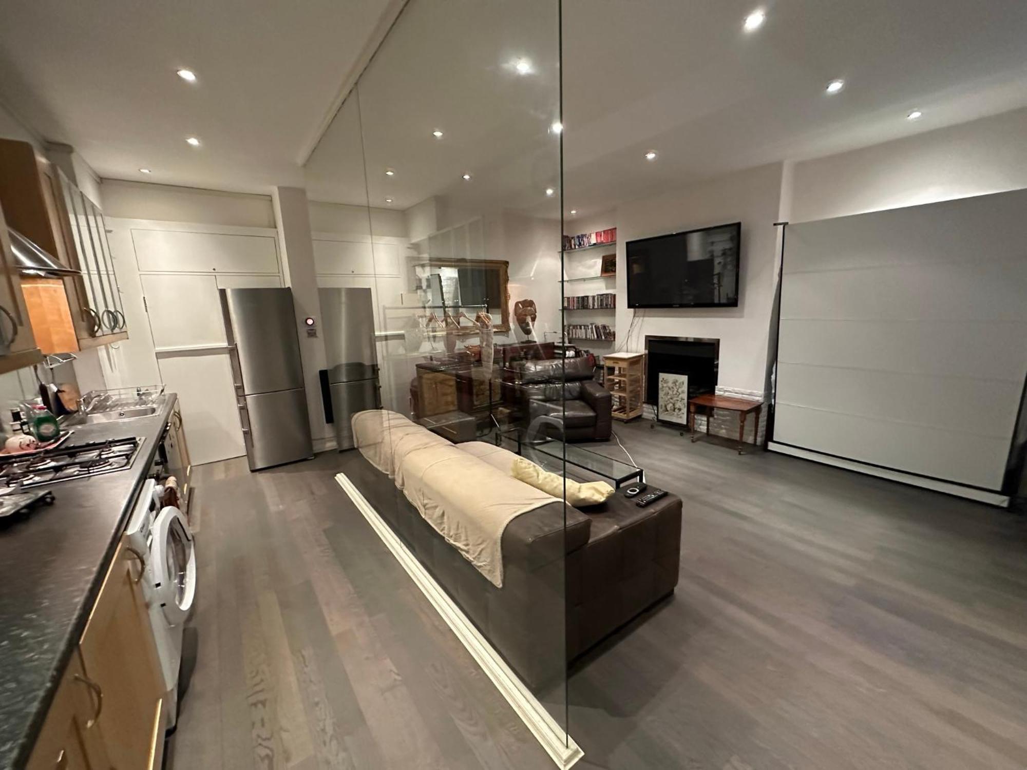 Large Studio Flat In Kensington 伦敦 外观 照片